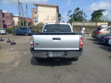 Toyota Tacoma