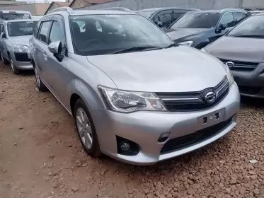 Toyota Fielder 