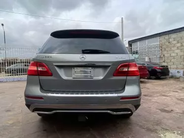 Mercedes-Benz ML 350