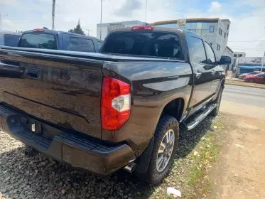 Toyota Tundra