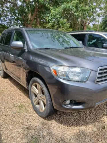 Toyota Grand Highlander