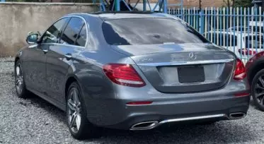 Mercedes-Benz E250
