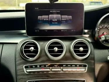 Mercedes-Benz C200