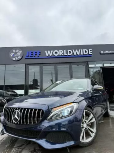 Mercedes-Benz C 300