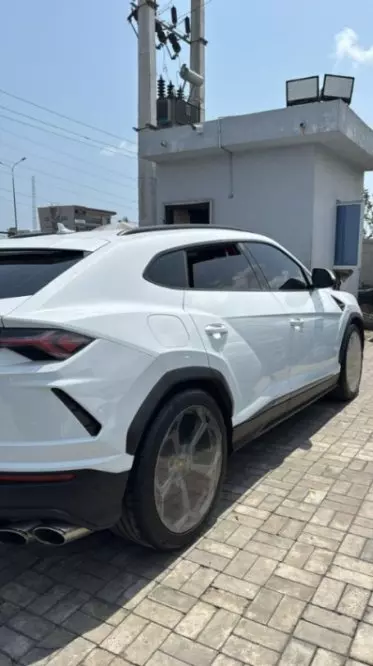 Lamborghini Urus