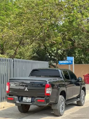 Mitsubishi L200 D/C Sportero A/T