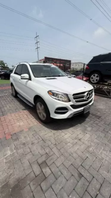 Mercedes-Benz GLE 350
