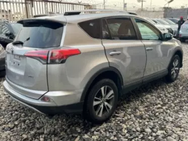 Toyota RAV 4