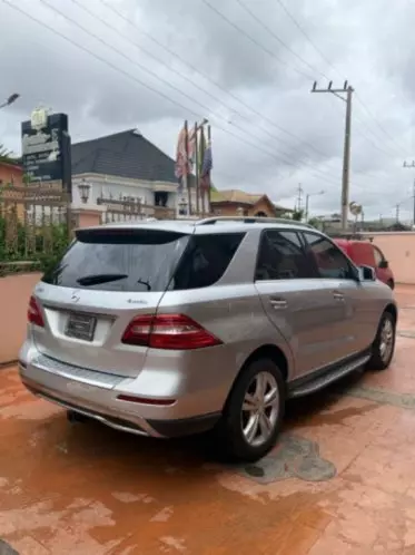 Mercedes-Benz ML 350