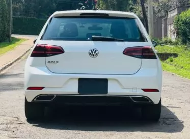 VOLKSWAGEN polo sedadan trend  ba ess