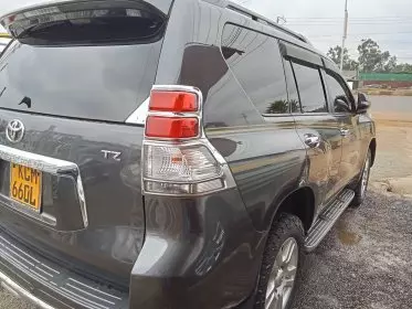 Toyota Land Cruiser Prado TX L