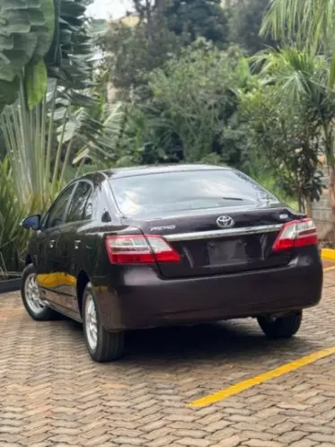 Toyota Premio