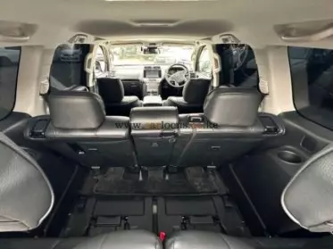 Toyota Landcruiser Prado