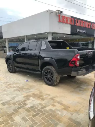 Toyota Hilux