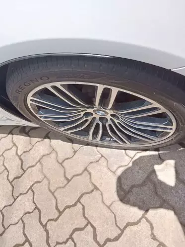 BMW 520i