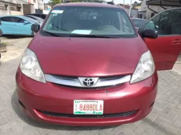 Toyota Sienna