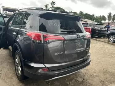 Toyota RAV 4