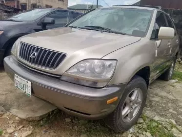 Lexus RX 300