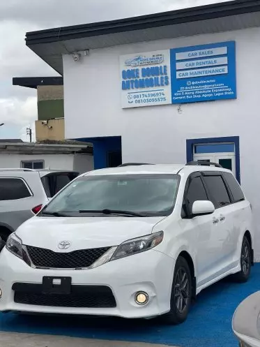 Toyota Sienna