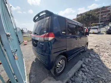 SUZUKI Solio