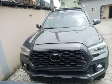 Toyota Tacoma