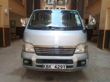 Nissan Urvan