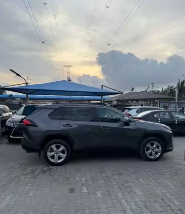 Toyota RAV 4