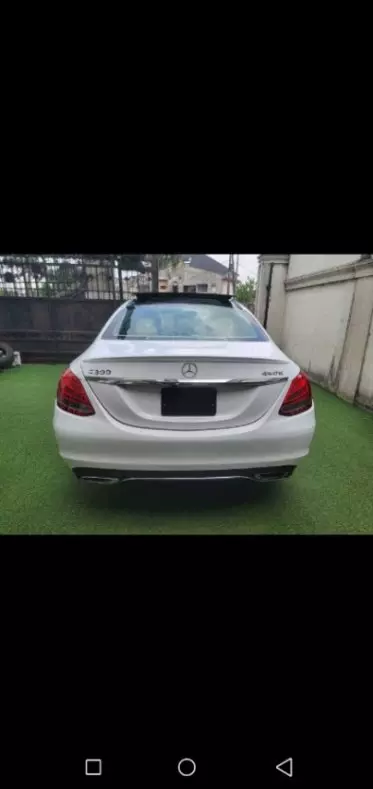 Mercedes-Benz C 300