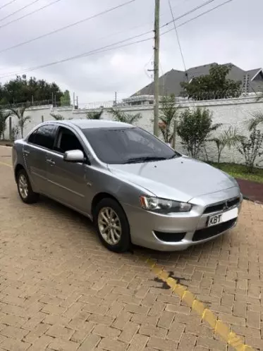 Mitsubishi Lancer
