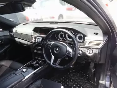 Mercedes-Benz E 250