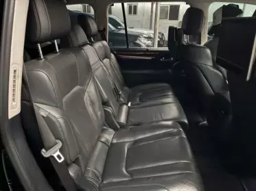 Lexus LX 570