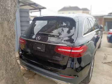 Mercedes-Benz GLC 300