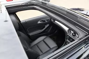 Mercedes-Benz GLA 180