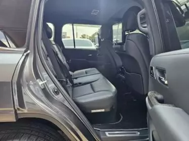 Toyota Landcruiser 300