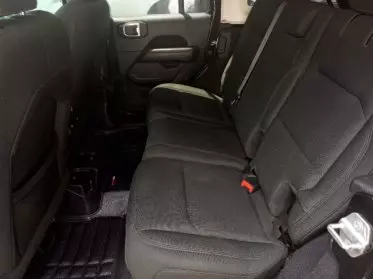 JEEP Wrangler Sahara