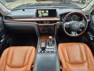 Lexus LX 570