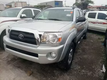 Toyota Tacoma