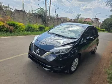 Nissan Note medalist