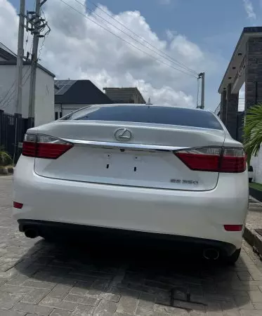 Lexus ES 350