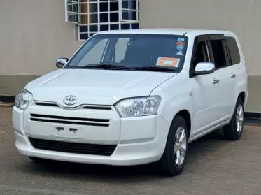Toyota Succeed