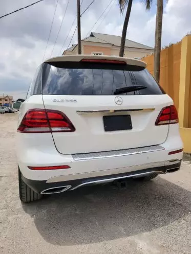 Mercedes-Benz GLE 350