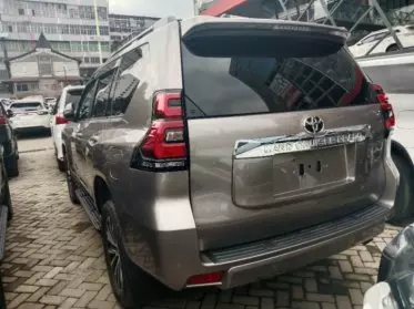 Toyota Landcruiser Prado