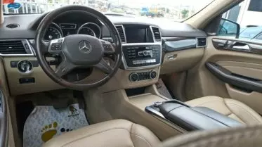 Mercedes-Benz ML 350
