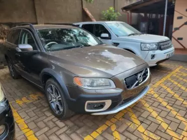 Volvo XC70