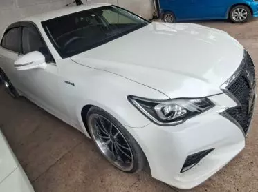 Toyota Crown Athlete 