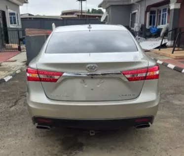 Toyota Avalon