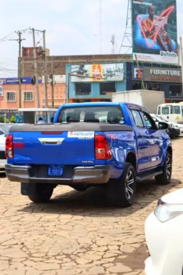 Toyota Hilux