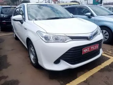 Toyota Fielder hybrid