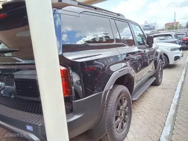 Toyota Landcruiser Prado