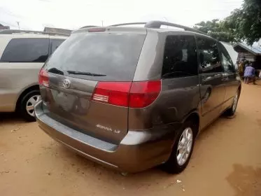 Toyota Sienna